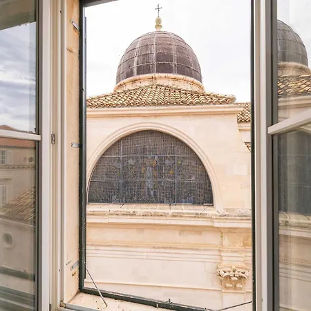 Secret - Two Bedroom With View Apartman *