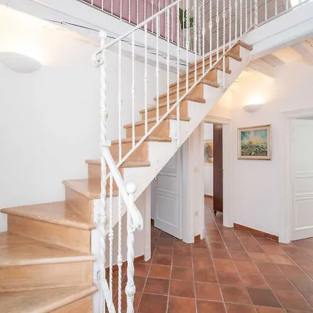 Secret - Two Bedroom With View Apartman *